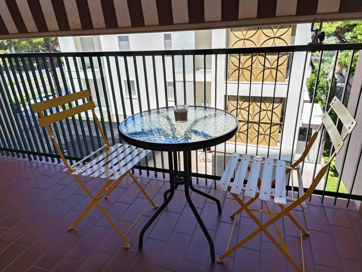 Appartamento Blancohouse Viale Ceccarini Riccione Esterno foto